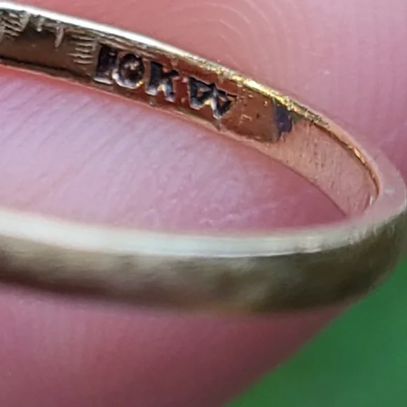 Sapphire solitaire 10kt ring - Picture 6 of 7